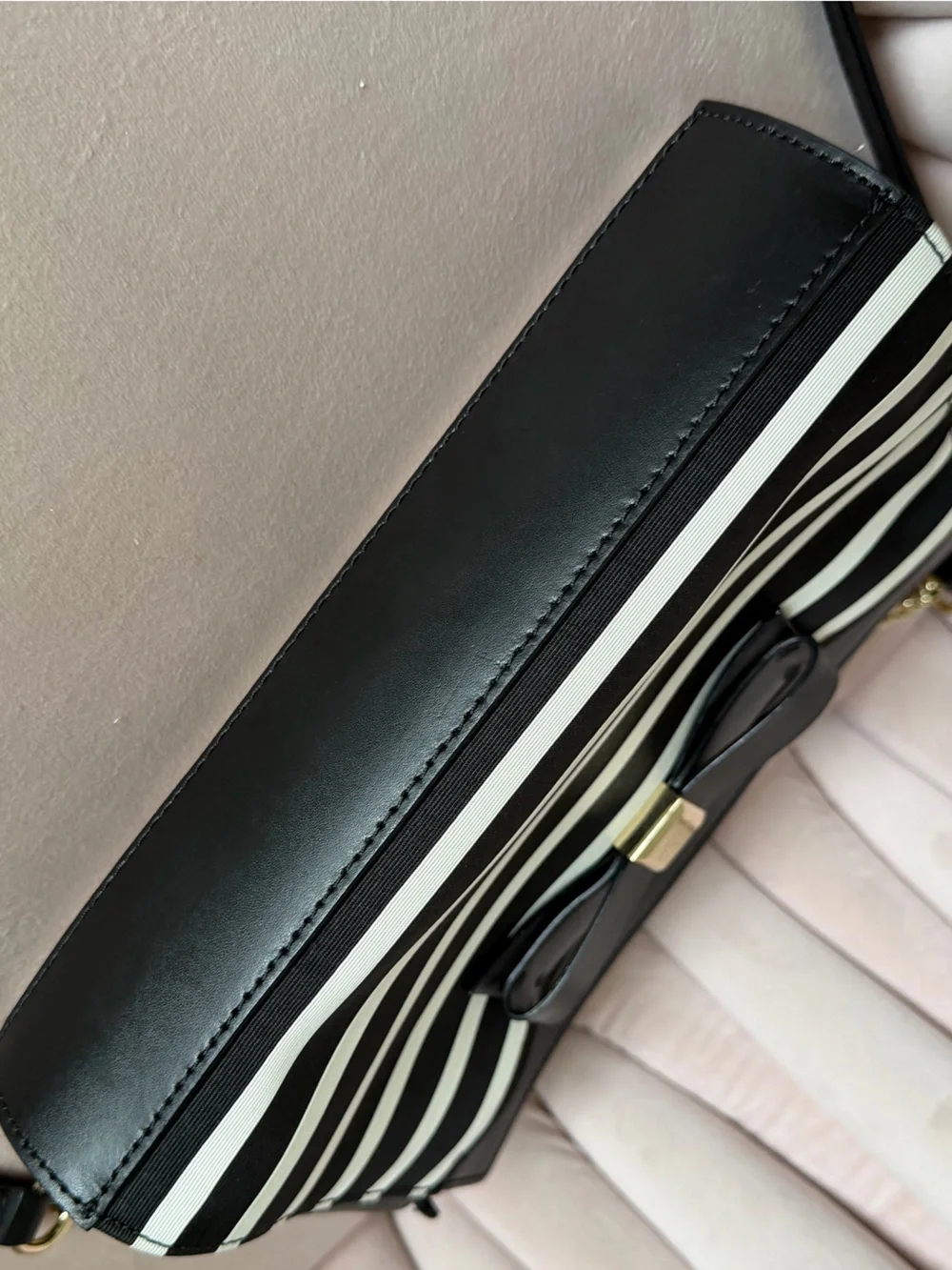 Kate Spade ♠️ WKRU3087 Black Cream Stripe Bow Crossbody Bag